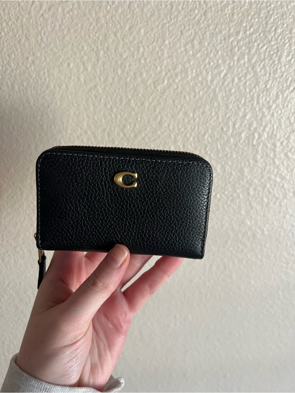 Coach Black Pebbled Leather Zip Card Wallet with Gold C Hardware